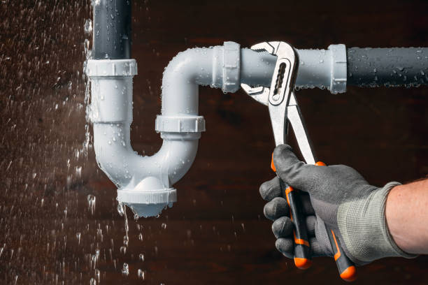 Professional Leak Detection technician working in Thurmond, NC